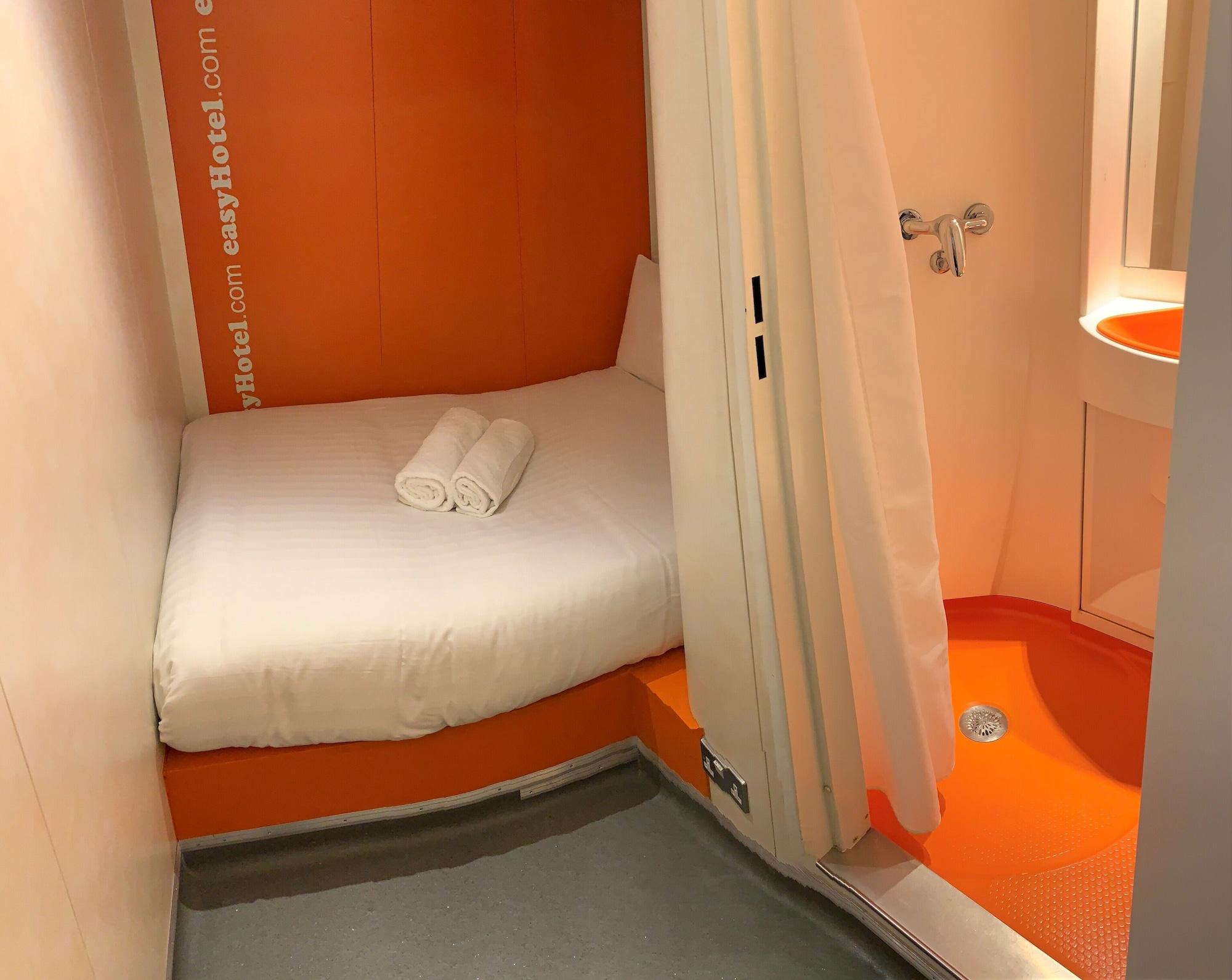 Easyhotel South Kensington London Exterior foto