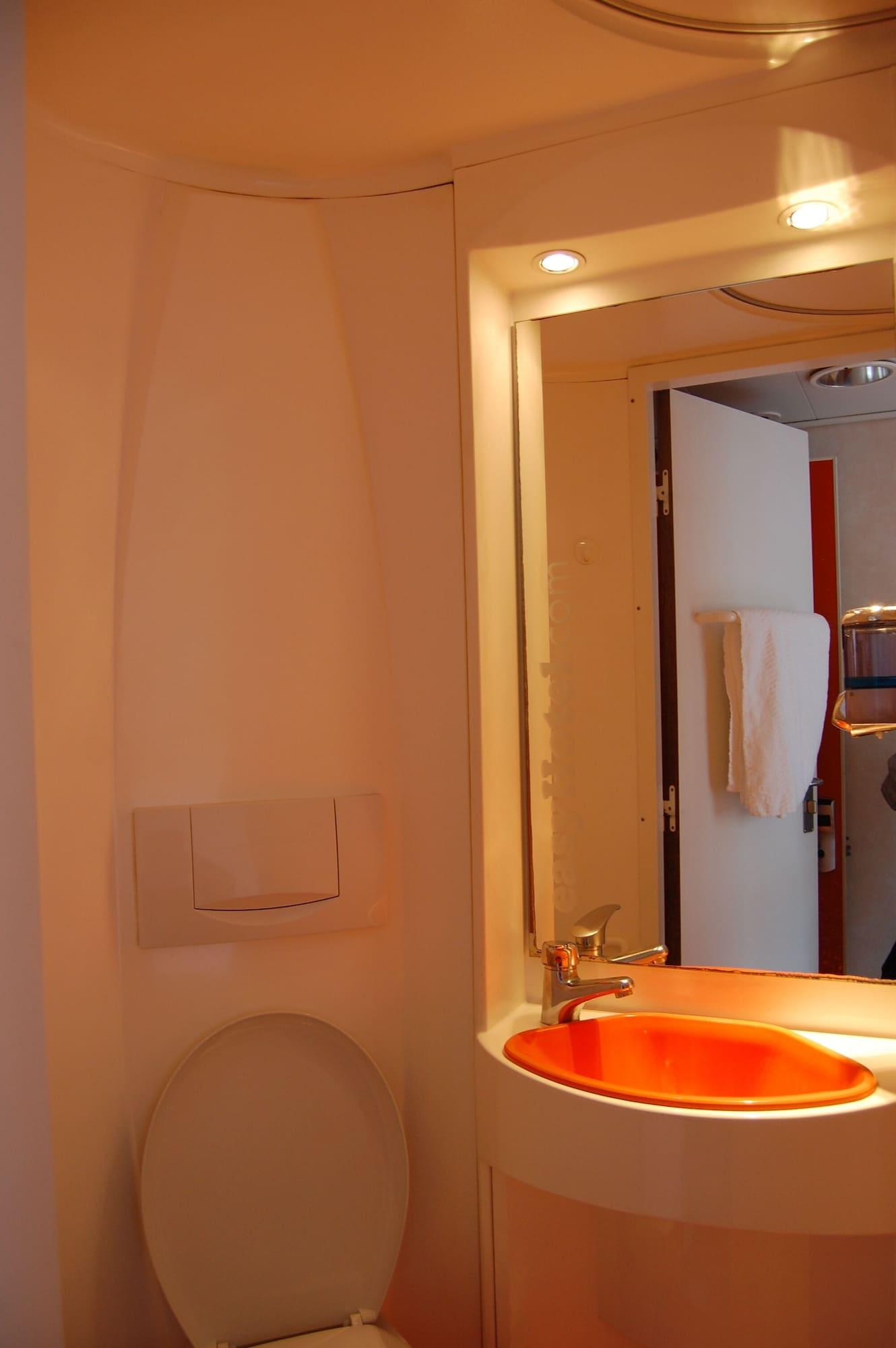 Easyhotel South Kensington London Exterior foto