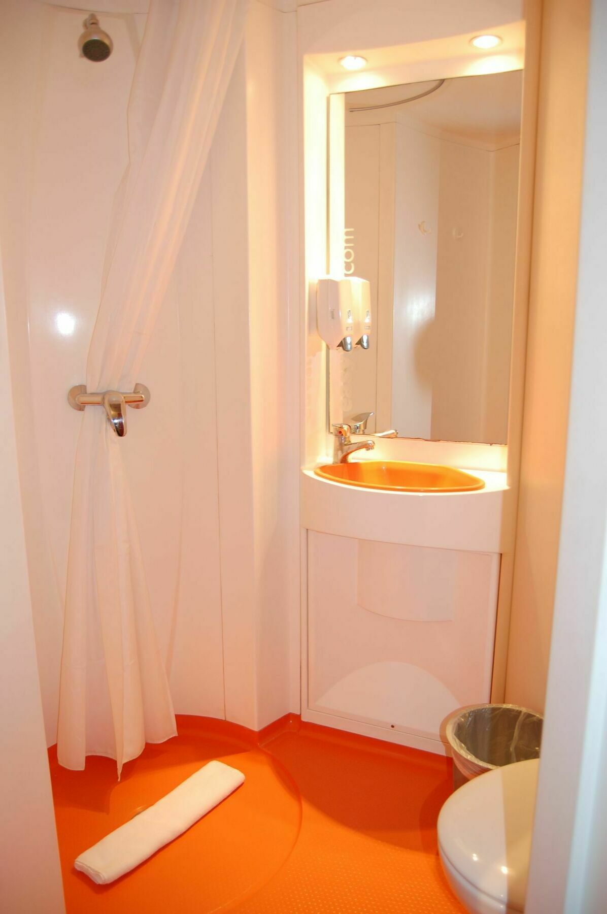 Easyhotel South Kensington London Exterior foto